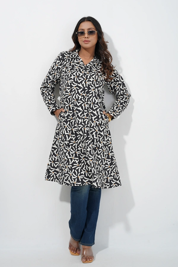 Black & White Botanical Print Overcoat - Image 4